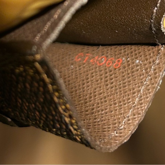 LOW START Louis Vuitton Damier Ebene SLG - Picture 13 of 17